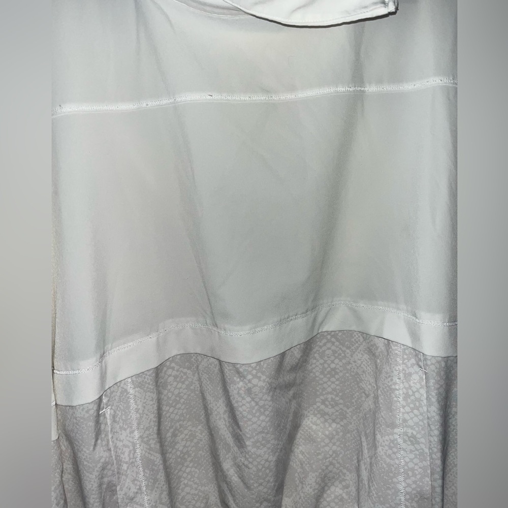 Athleta Pull Over Light Athletic Jacket Size Medi… - image 2